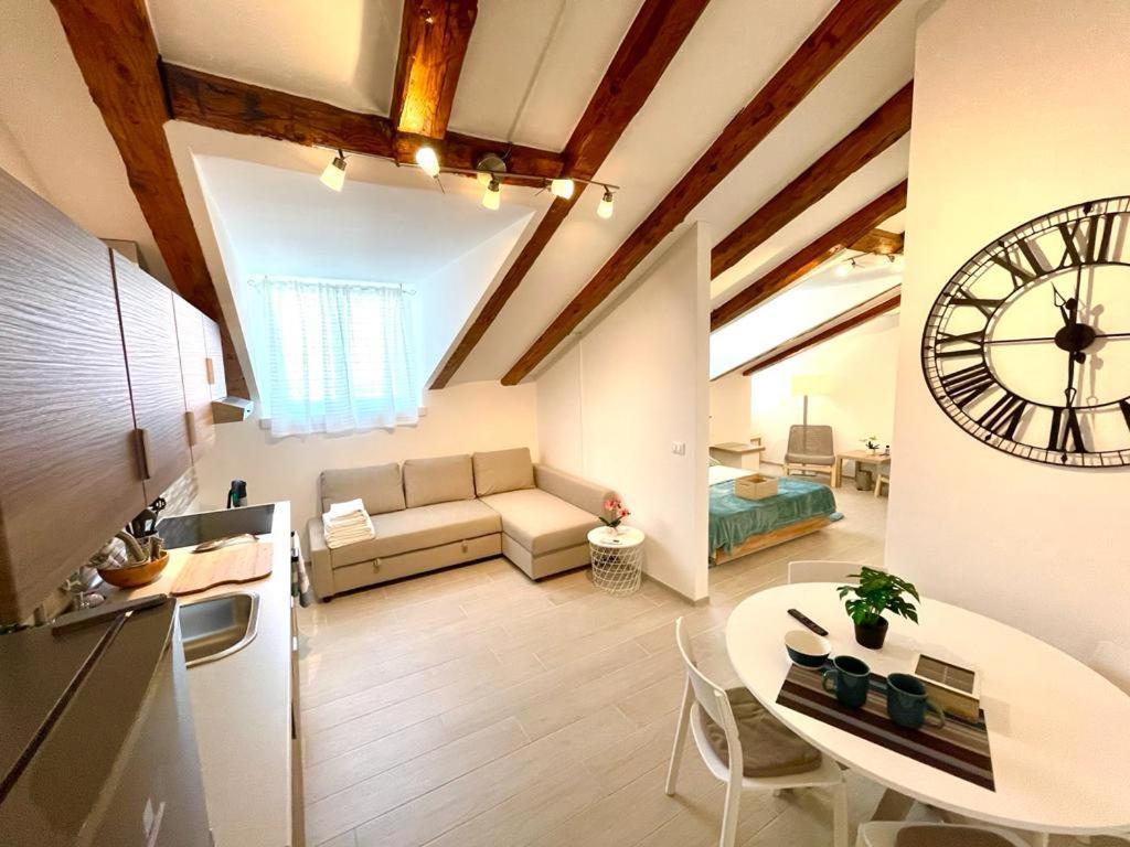 טריאסטה Perfect Stay Apartments מראה חיצוני תמונה